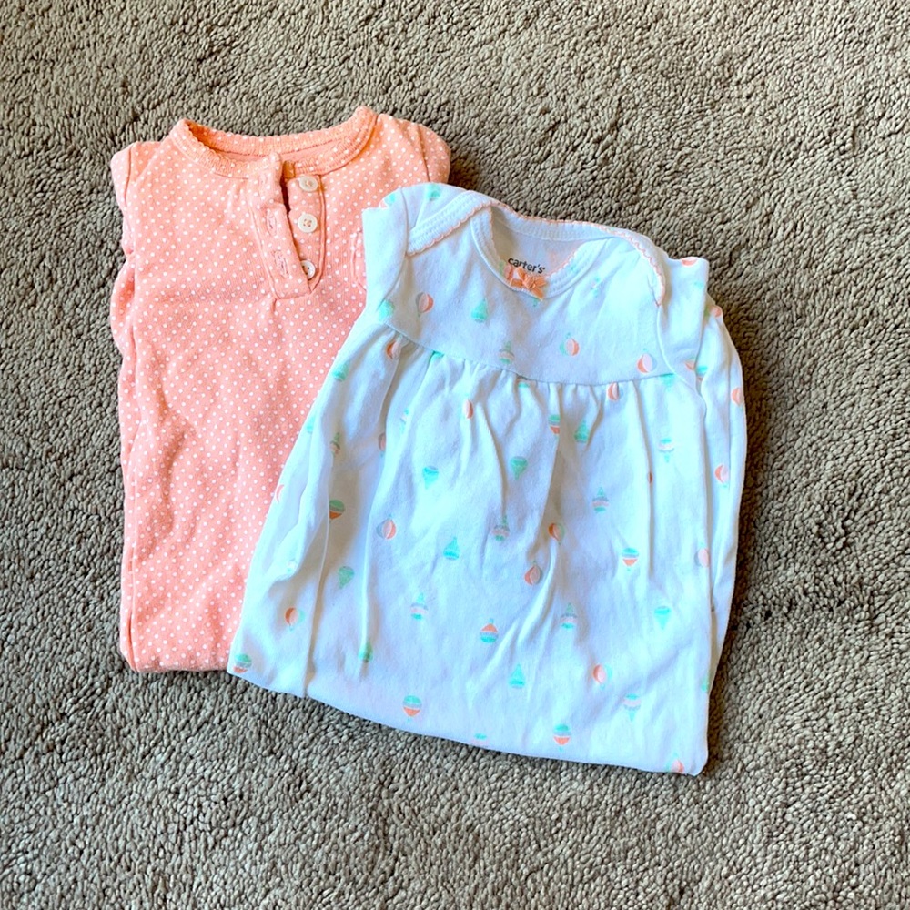 New without tags newborn gowns